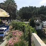 Seaside Studio Currila